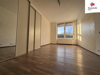 Pronájem bytu 1+kk 30 m2 nám. 8. května, Meziboří