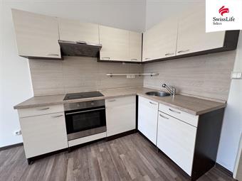 Pronájem bytu 1+kk 30 m2 nám. 8. května, Meziboří