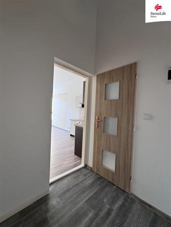 Pronájem bytu 1+kk 30 m2 nám. 8. května, Meziboří