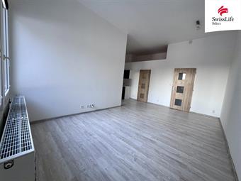 Pronájem bytu 2+kk 54 m2 nám. 8. května, Meziboří