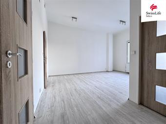 Pronájem bytu 2+kk 54 m2 nám. 8. května, Meziboří