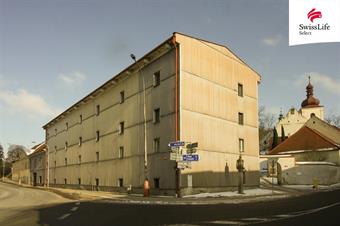 Pronájem obchodního prostoru 350 m2 Dr. Richtra, Třešť