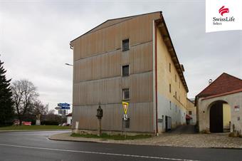 Pronájem obchodního prostoru 350 m2 Dr. Richtra, Třešť