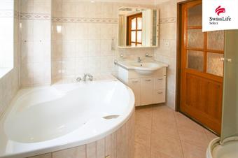 Prodej rodinného domu 240 m2, Hodice