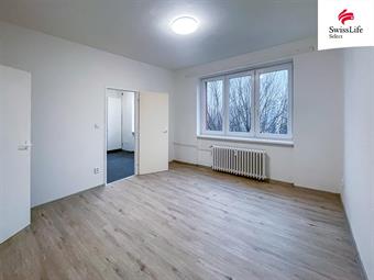 Pronájem bytu 3+1 63 m2 Nádražní, Bruntál