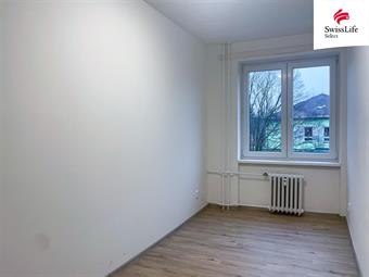 Pronájem bytu 3+1 63 m2 Nádražní, Bruntál