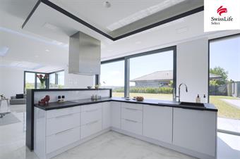 Prodej rodinného domu 280 m2 Oblouková, Všestary