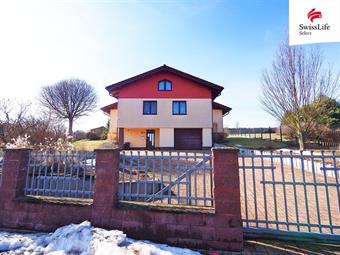 Prodej rodinného domu 250 m2, Křídla