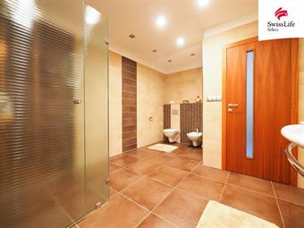 Prodej rodinného domu 250 m2, Křídla