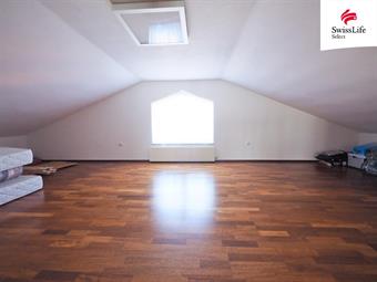 Prodej rodinného domu 250 m2, Křídla