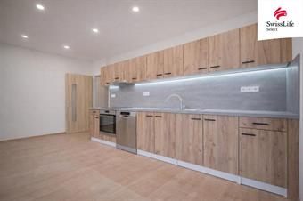 Pronájem bytu 2+kk 70 m2 Krakonošovo náměstí, Trutnov