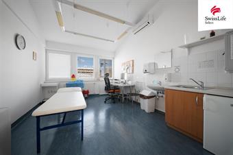 Prodej komerční nemovitosti 1325 m2 V hůrkách, Praha