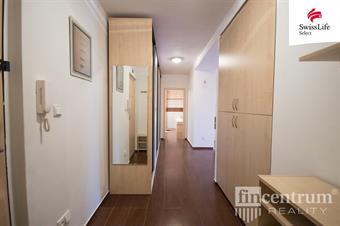 Pronájem bytu 2+kk 59 m2 náměstí Dukelských hrdinů, Pardubice