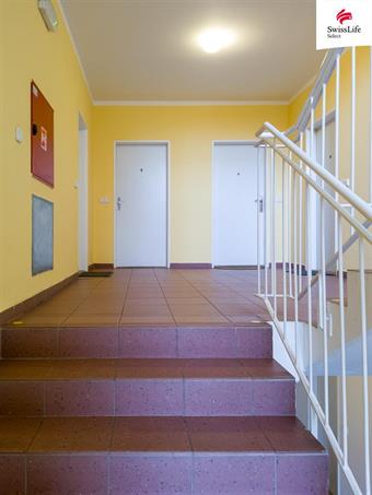 Pronájem bytu 3+1 57 m2 Žlutá, Chrášťany
