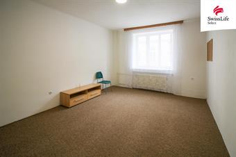 Pronájem bytu 2+1 61 m2 Husova, Jihlava