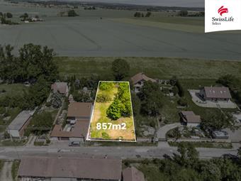 Prodej stavebního pozemku 857 m2 Benátky