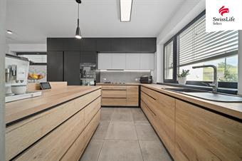 Prodej rodinného domu 140 m2, Chýšť
