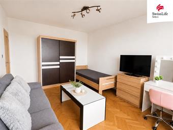 Prodej bytu 2+1 60 m2 Nám. V. Čtvrtka, Jičín