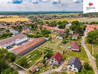 Prodej stavebního pozemku 2543 m2, Kly