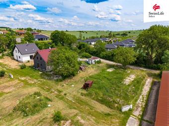 Prodej stavebního pozemku 2543 m2, Kly