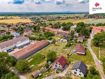 Prodej stavebního pozemku 2543 m2, Kly