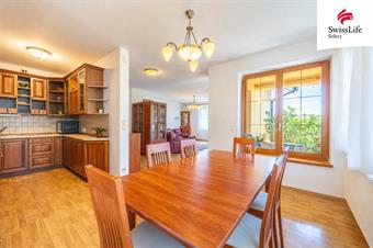 Prodej vícegeneračního domu 436 m2 Na losách, Praha