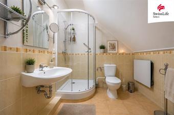 Prodej vícegeneračního domu 436 m2 Na losách, Praha