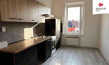Pronájem bytu 2+1 74 m2 Zemská, Teplice