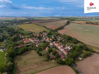 Prodej stavebního pozemku 1138 m2, Klobuky