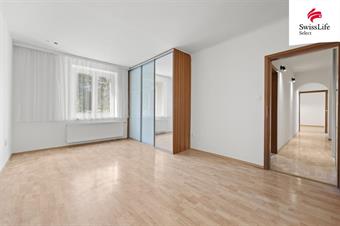 Prodej bytu 3+1 80 m2 8. listopadu, Praha