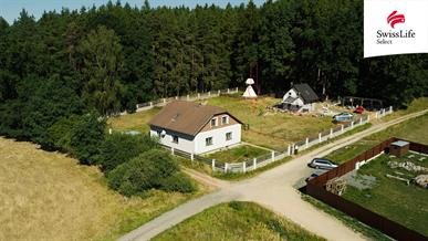 Prodej stavebního pozemku 1100 m2, Ústrašice