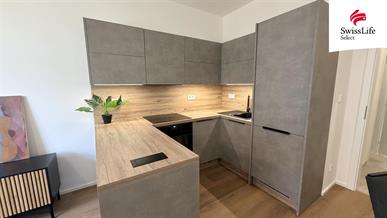 Pronájem bytu 2+kk 58 m2 Jeseniova, Praha