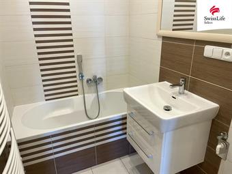 Pronájem bytu 3+1 81 m2 Na Občinách, Hradec Králové