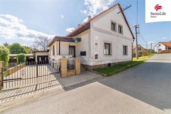 Prodej rodinného domu 220 m2 Na Ohrádce, Zásmuky